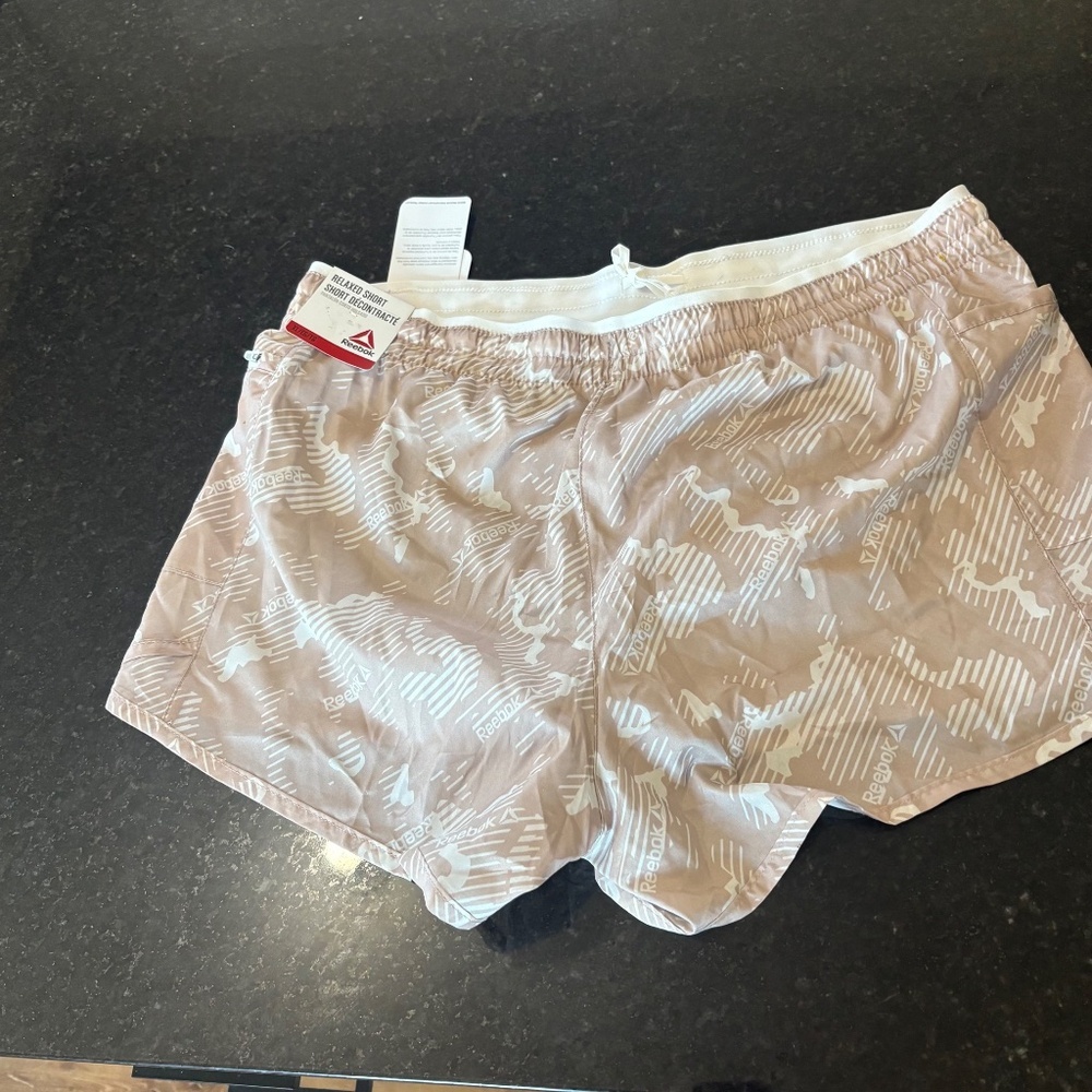 NEW with TAGS - Reebok Women Shorts SZ XL - Picture 8 of 16